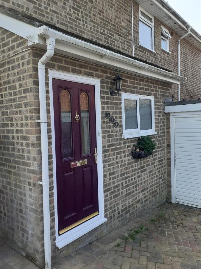 Home From Home Single Or Double Room Netflix Or Virgin Tv Wifi & Free Parking Poole Kültér fotó