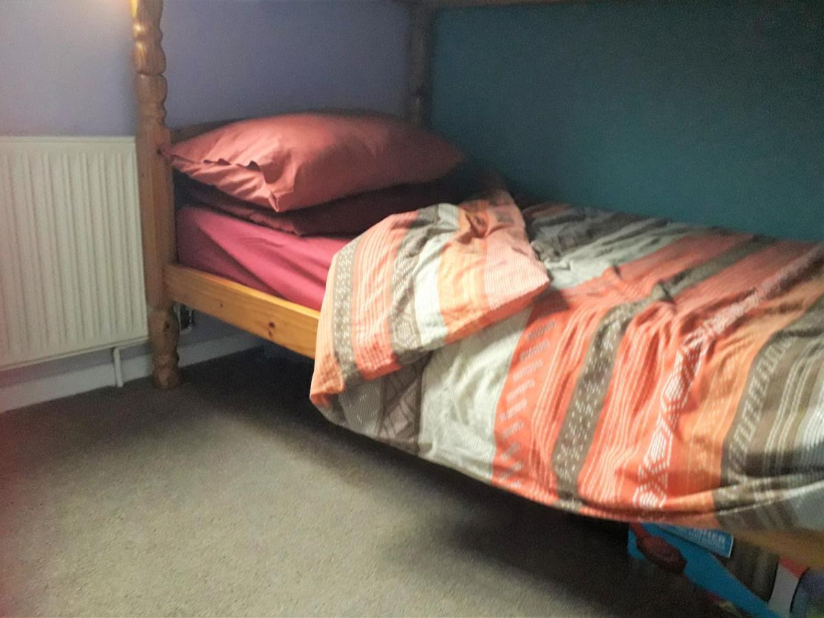 Home From Home Single Or Double Room Netflix Or Virgin Tv Wifi & Free Parking Poole Kültér fotó