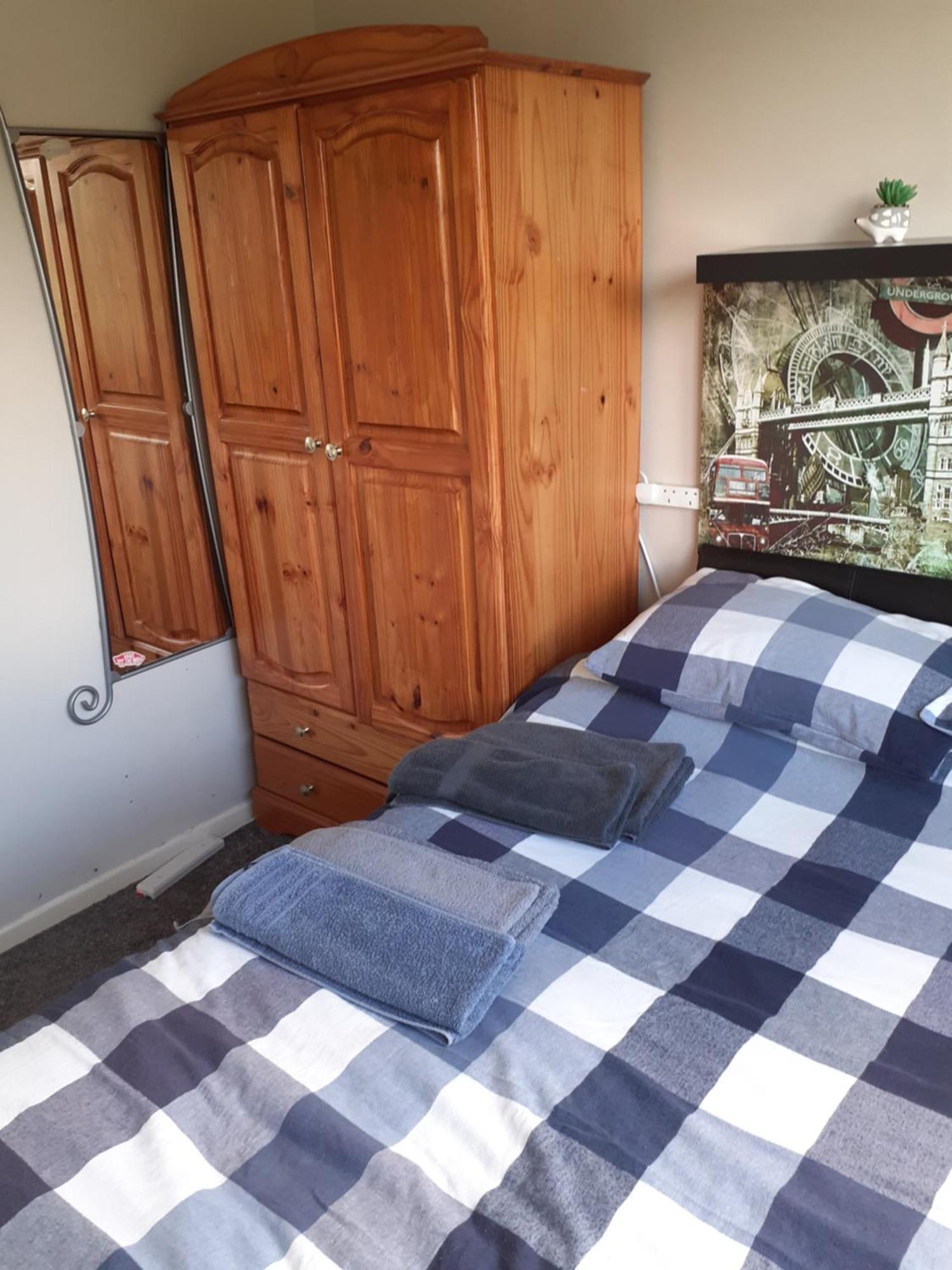Home From Home Single Or Double Room Netflix Or Virgin Tv Wifi & Free Parking Poole Kültér fotó